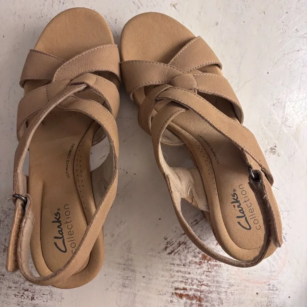 Clarks Collection McWen Strap Wedge Sandals Women's 8 Taupe Leather Comfort